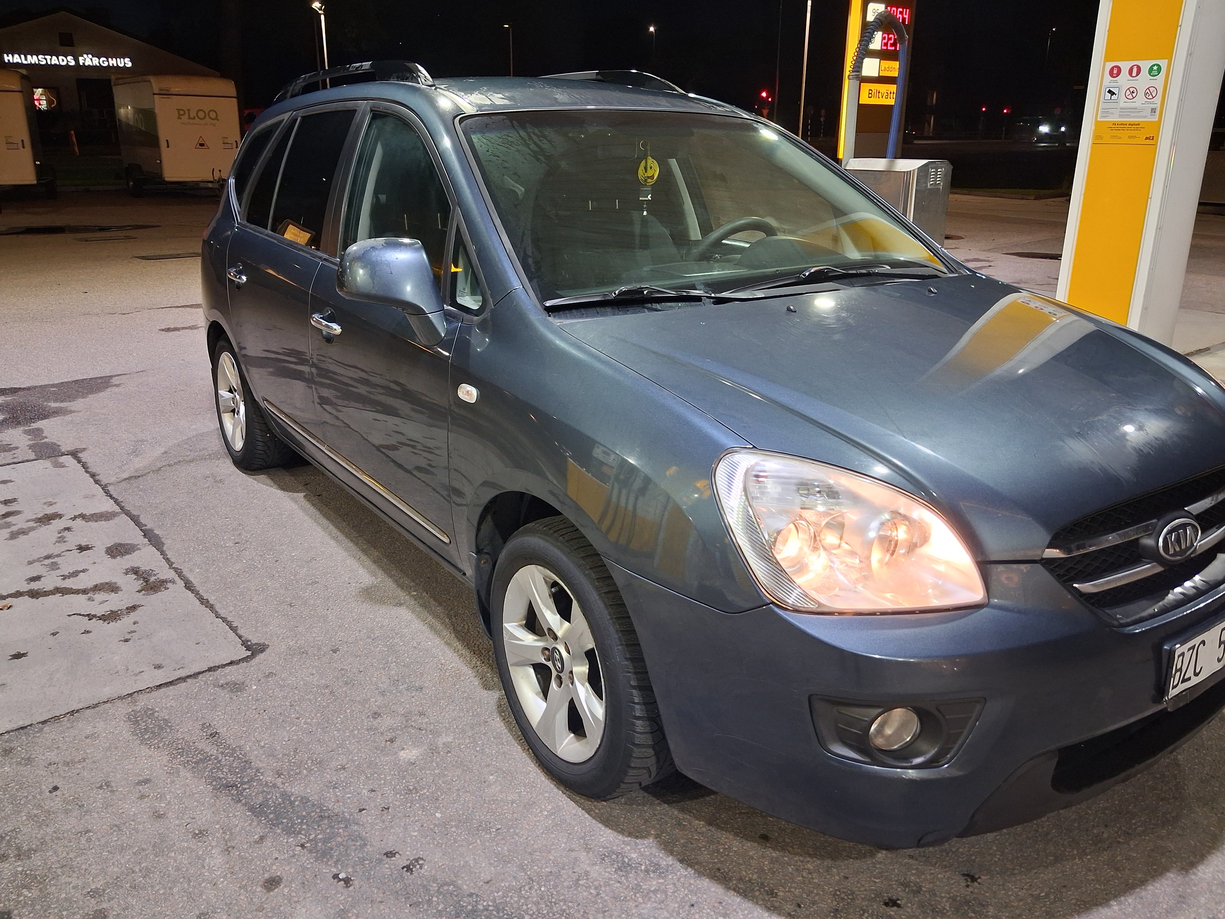 Kia Carens 2.0 2009, bild 3/10