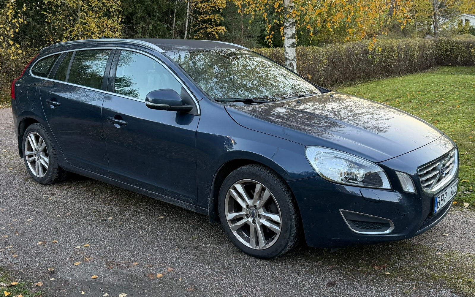 Volvo V60 T5