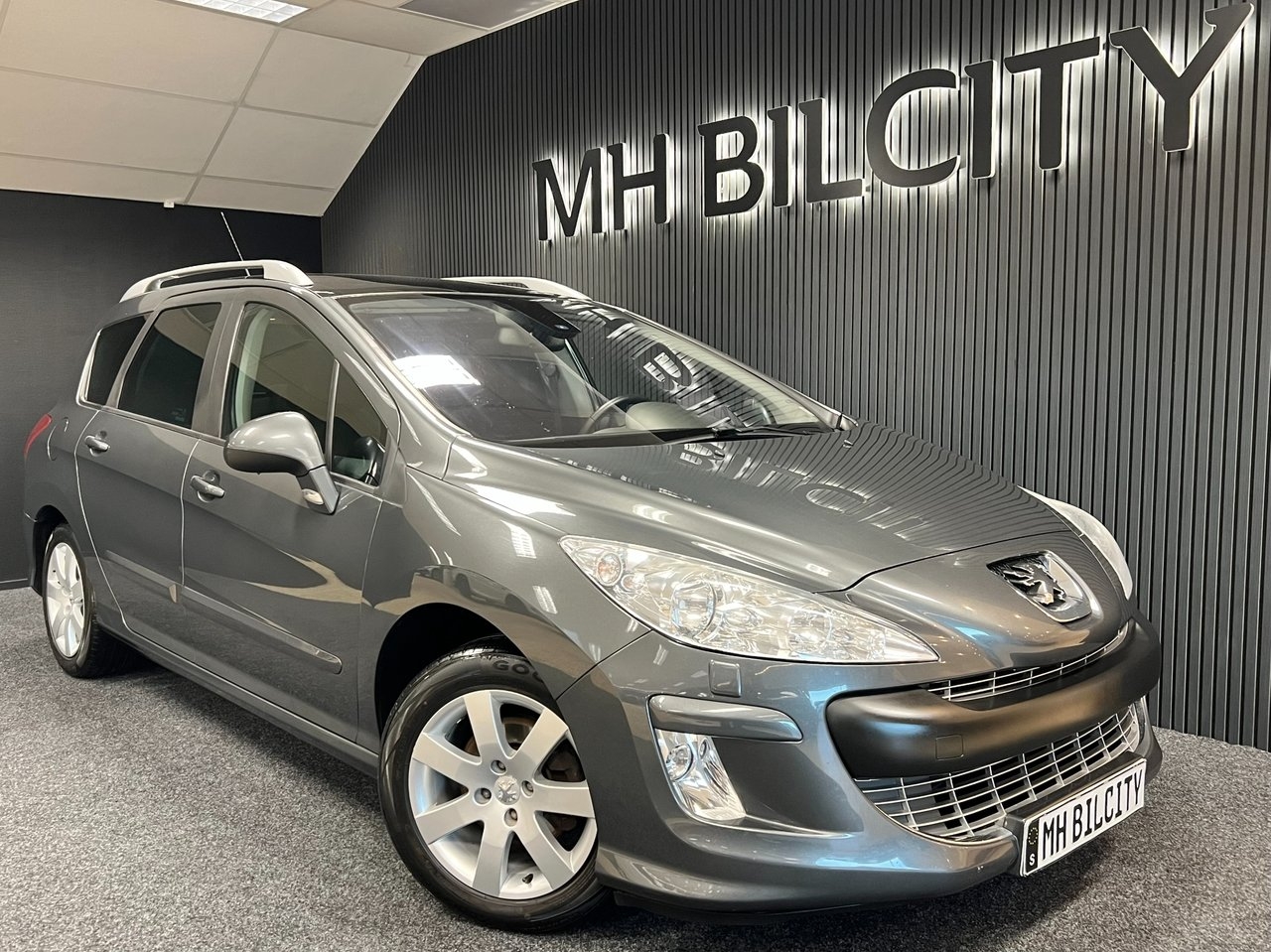 Peugeot 308 HDi FAP 110 2010, bild 2/10