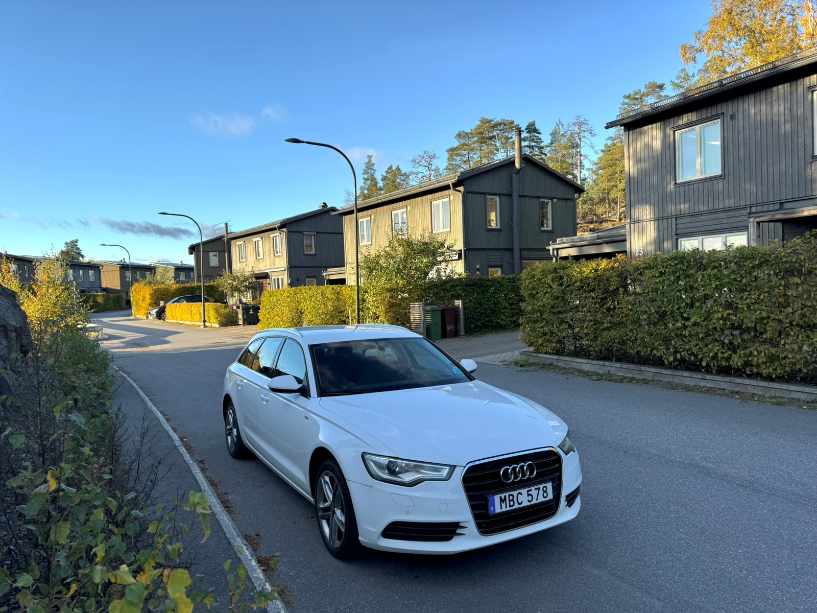 Audi A6 2.0 TDI 2012, bild 2/6