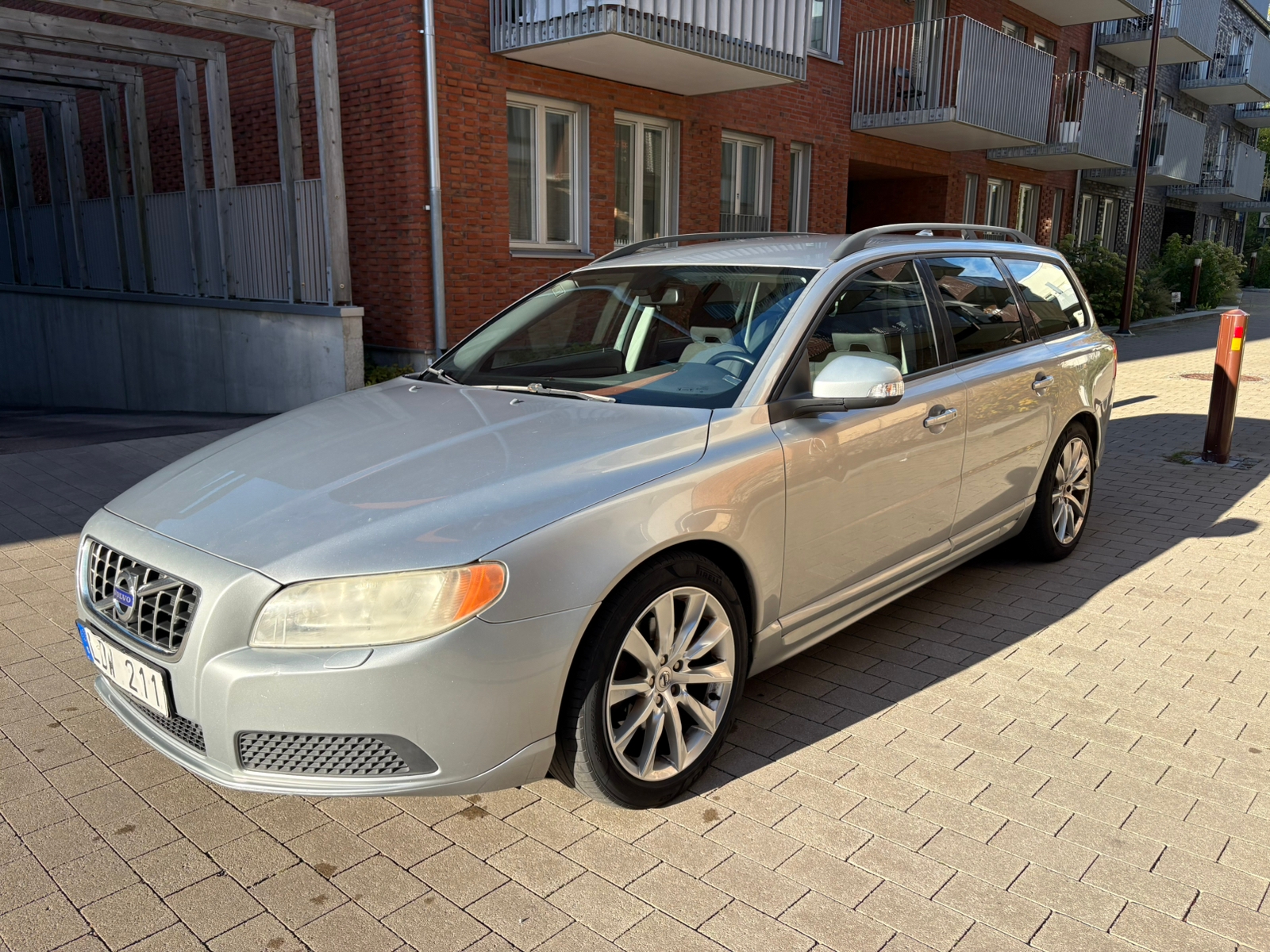Volvo V70 2011, bild 2/8