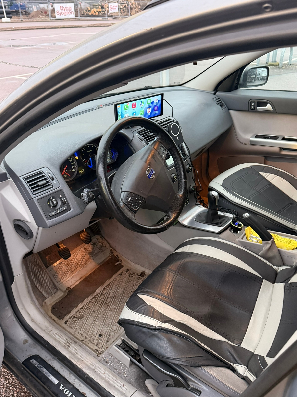 Volvo V50 2.4i 2005, kuva 4/8