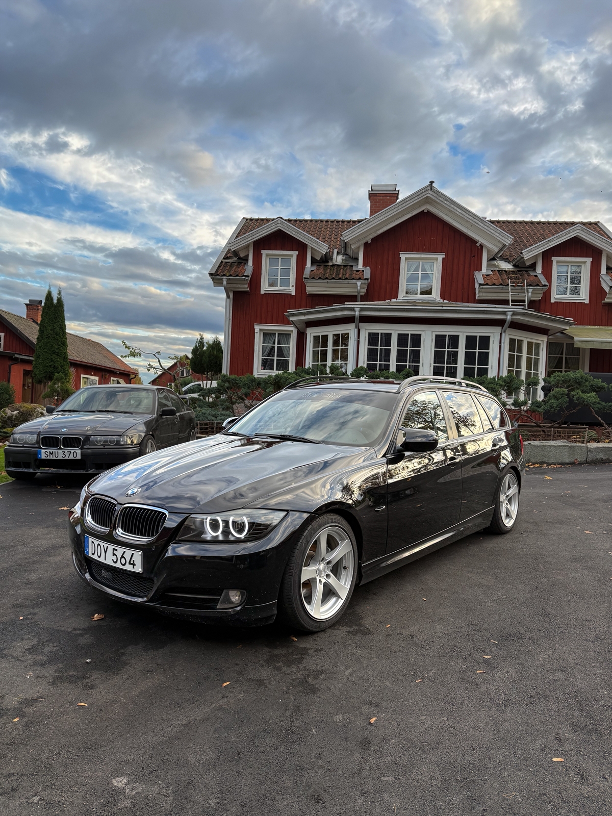 BMW 318d 2009, bild 3/10