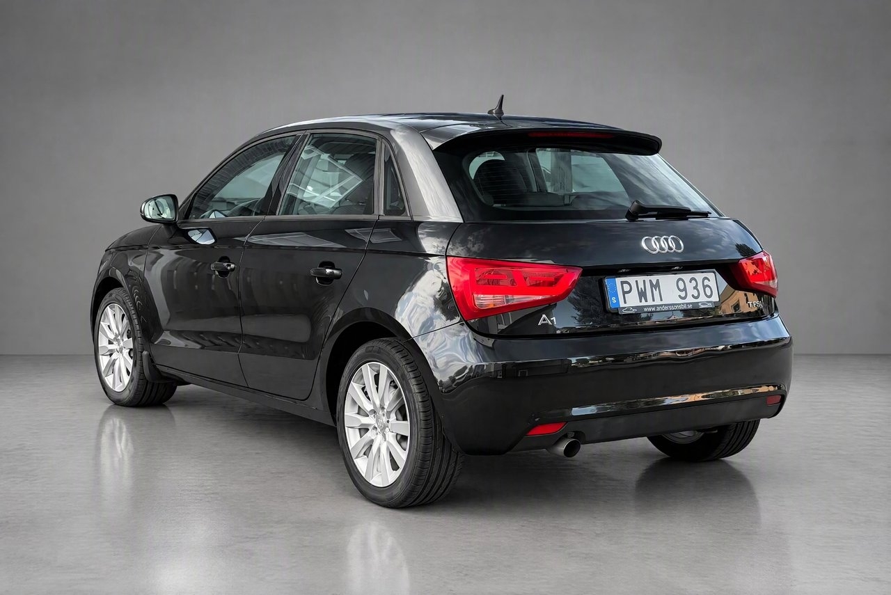 Audi A1 1.2 TFSI 2013, photo 9/10
