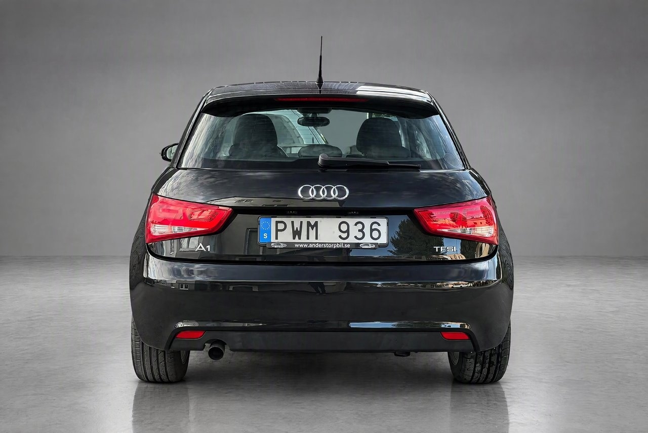 Audi A1 1.2 TFSI 2013, bild 7/10