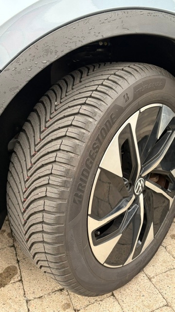 Volkswagen ID.4 Pro Performance 2022, photo 3/10