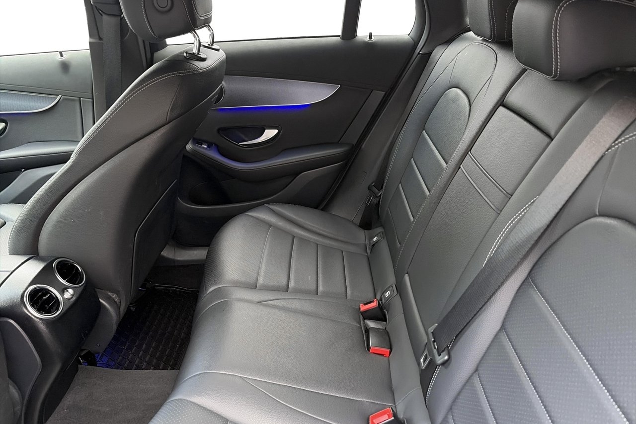 Mercedes-Benz EQC 400 2022, kuva 10/10