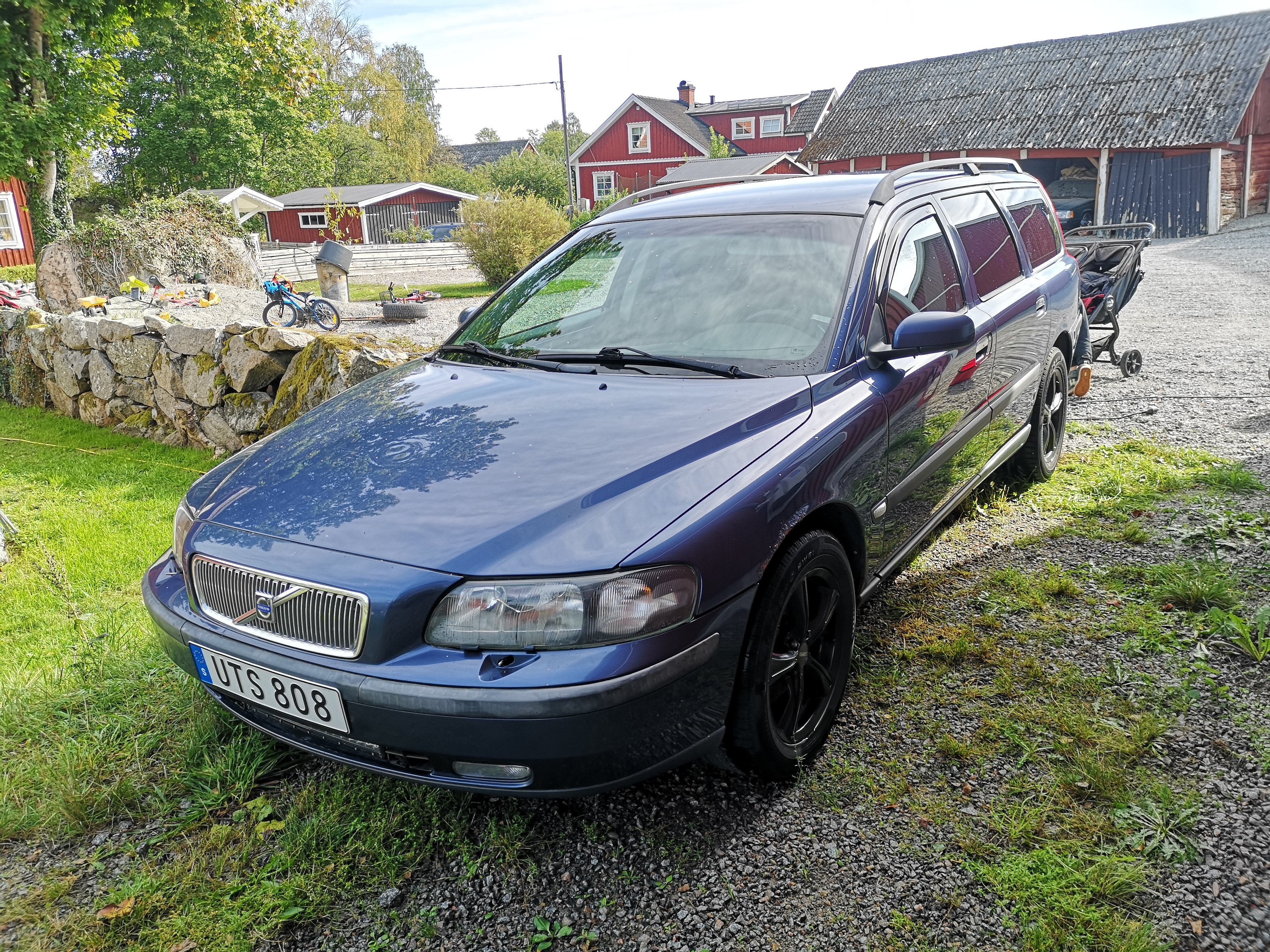 Volvo V70 2.4 2004, kuva 3/3
