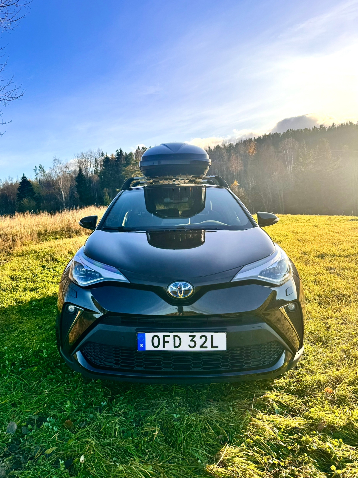 Toyota C-HR 1.8 Hybrid 2022, bild 2/7