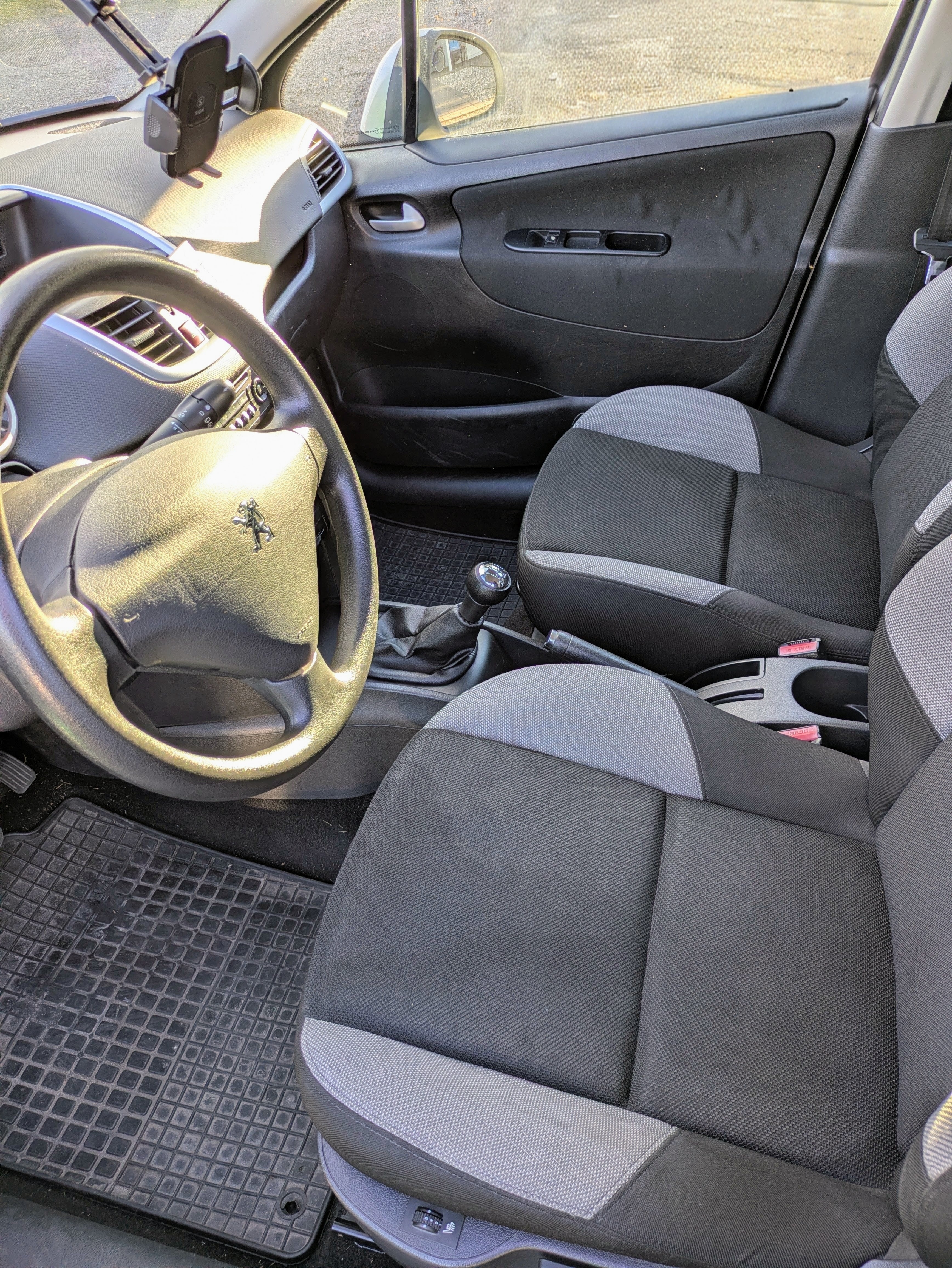 Peugeot 207 95 VTi 2009, kuva 6/10