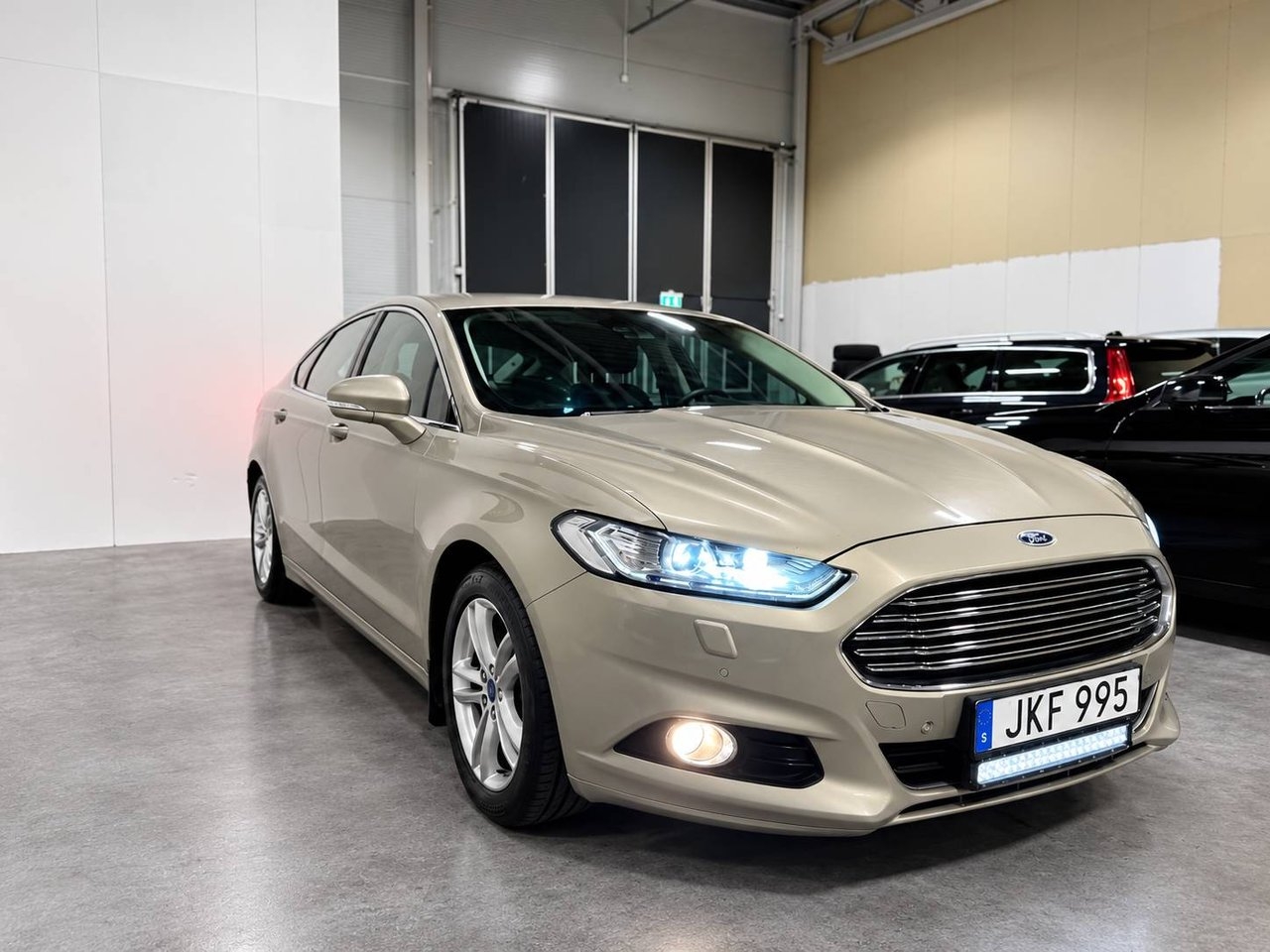 Ford Mondeo 2.0 TDCi Business 2016, photo 4/10
