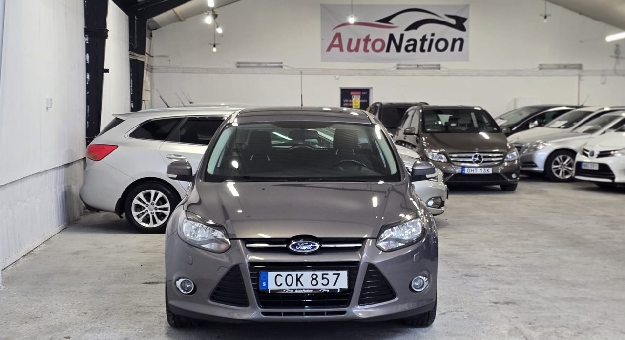 Ford Focus 1.6 TDCi ECOnetic Titanium 2014, bild 2/10