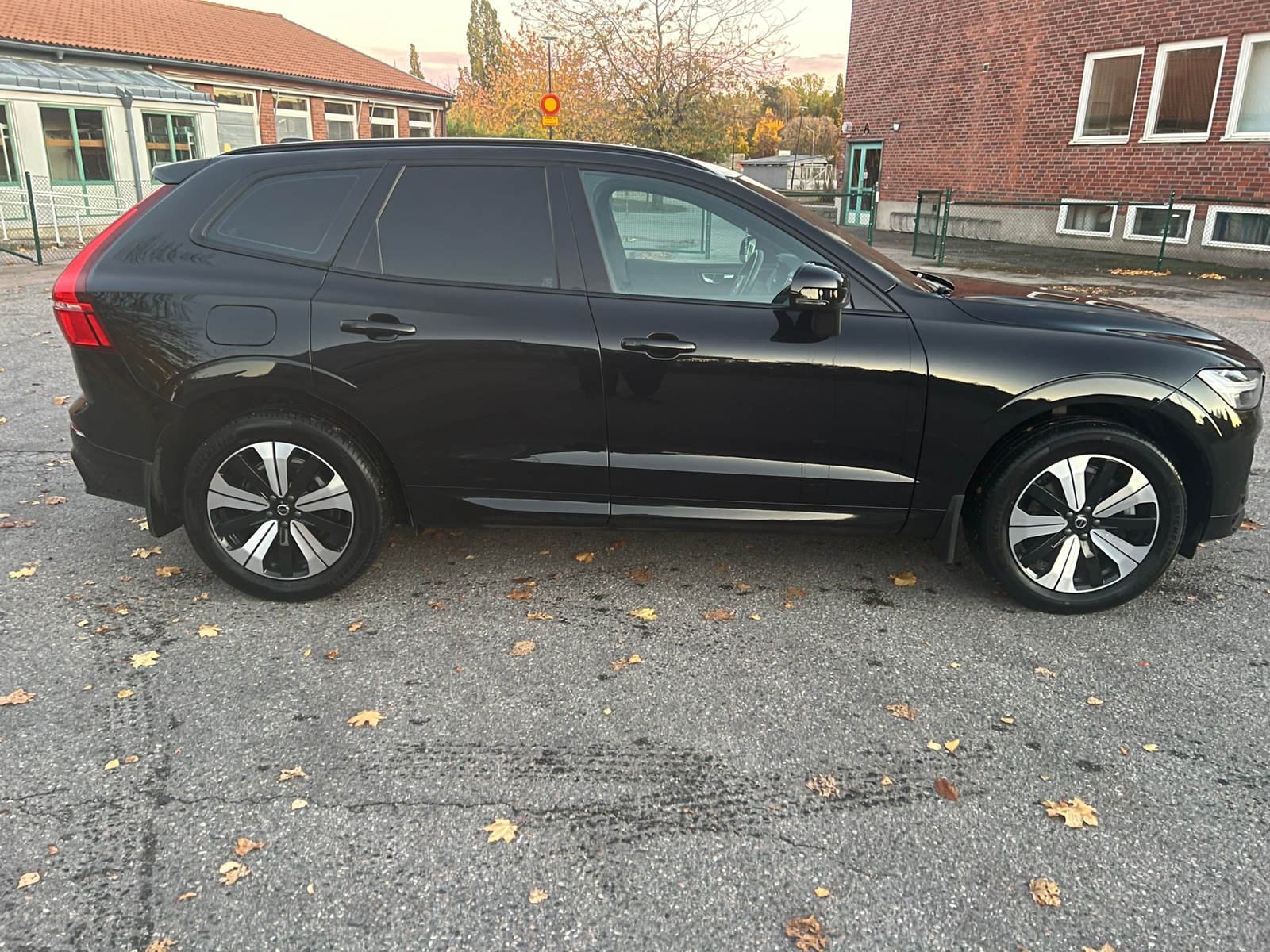 Volvo XC60 T6 2025, bild 4/7