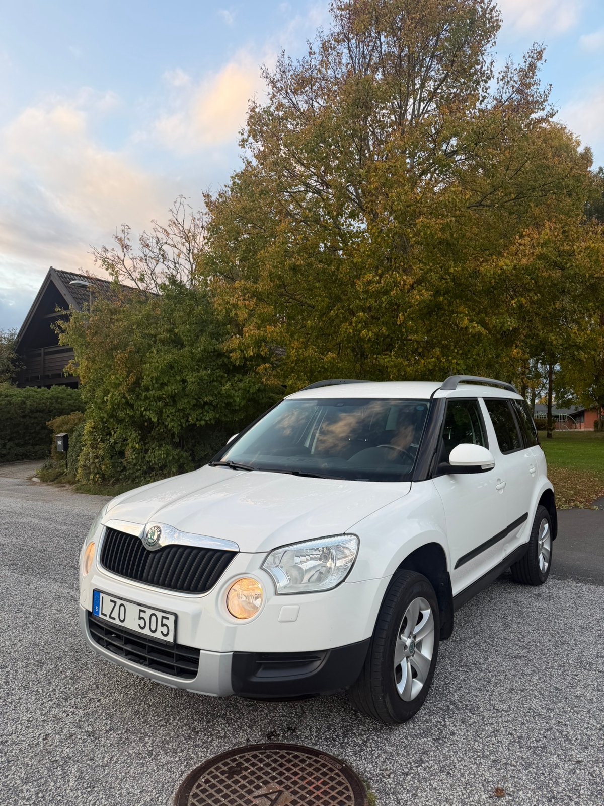 Skoda Yeti 1.2 TSI 2012, bild 3/5