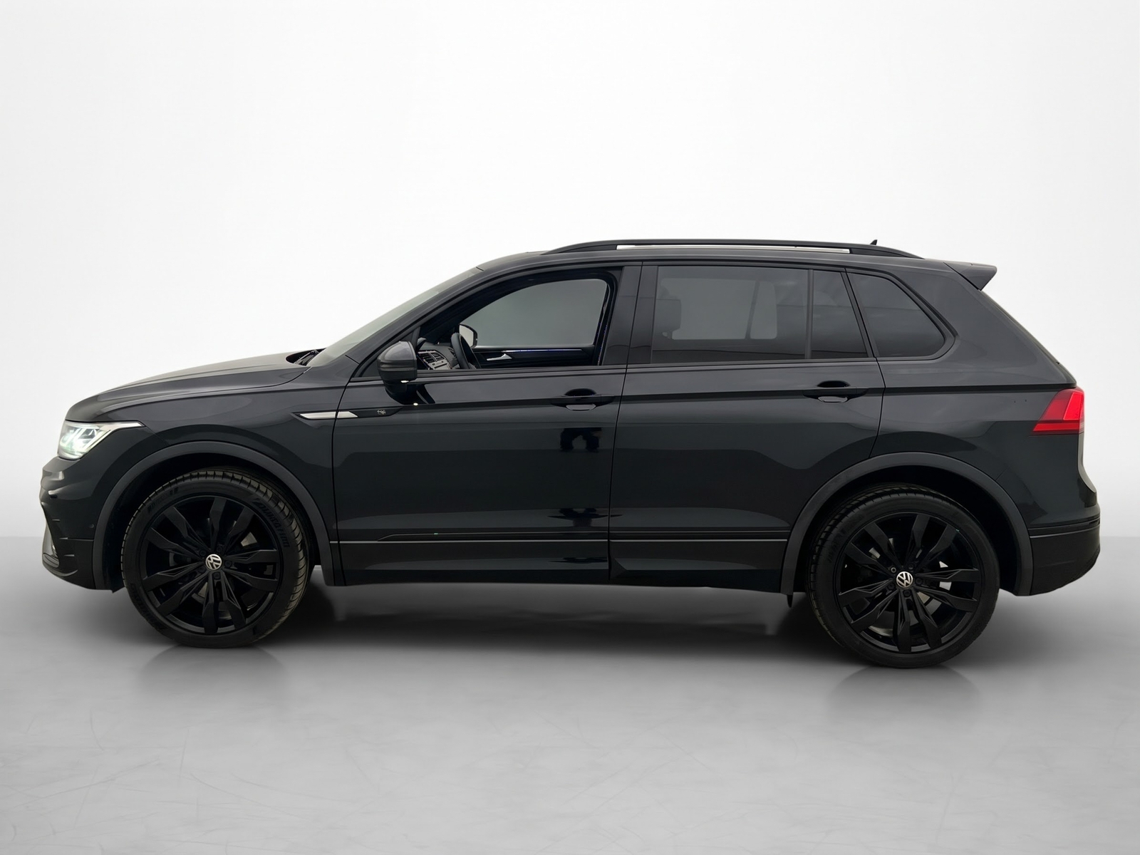 Volkswagen Tiguan 2.0 TSI R-Line 2022, bild 4/10