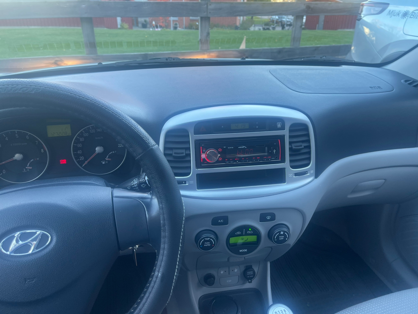 Hyundai Accent 1.6 2007, bild 6/7