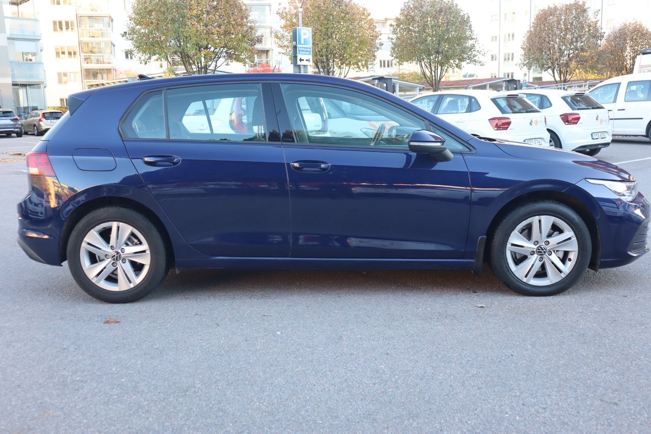Volkswagen Golf 1.0 eTSI 2021, bild 4/26