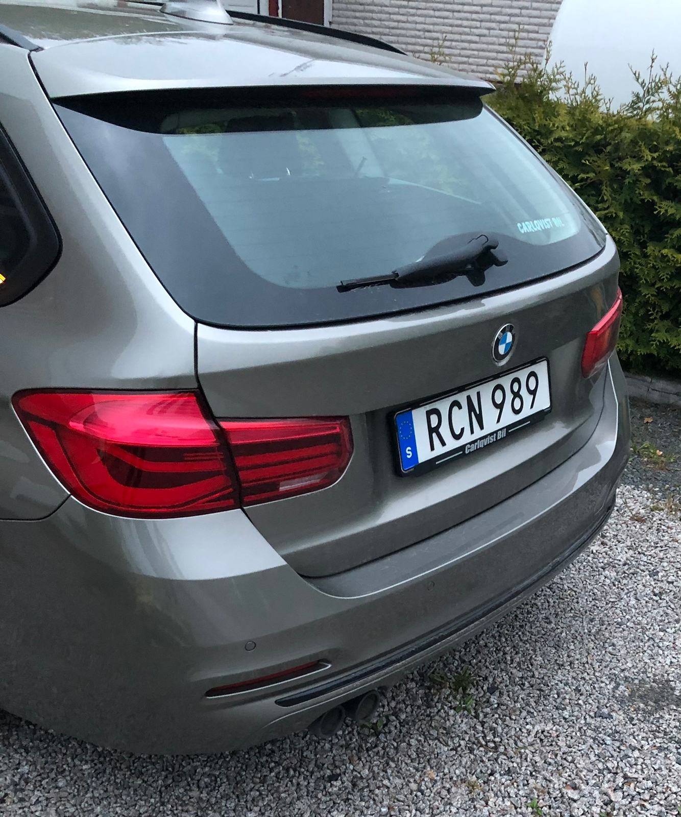 BMW 320d 2016, photo 3/3