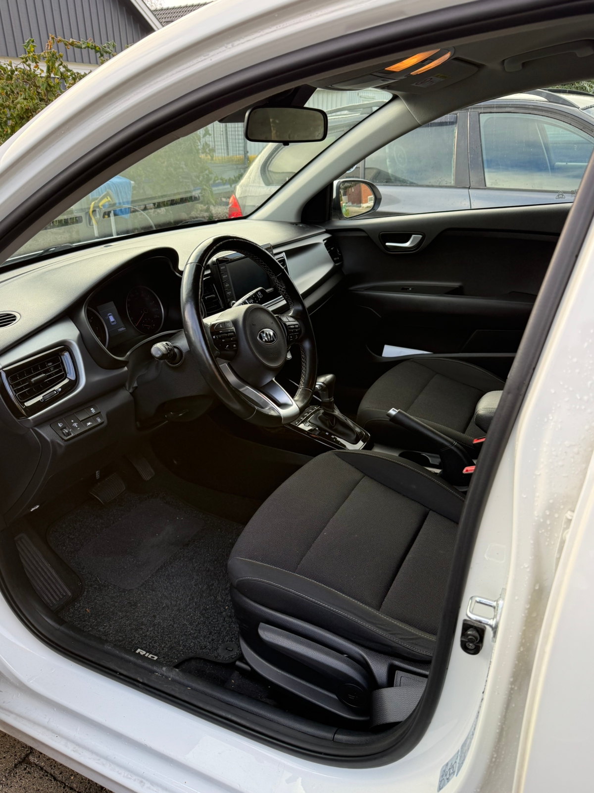 Kia Rio 1.0 T-GDI 120 2020, bild 3/5