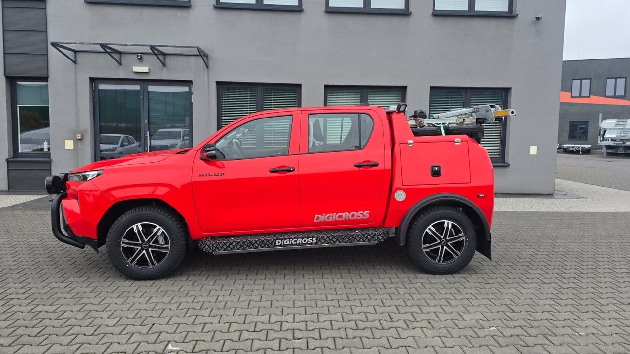 Toyota Hilux 2026, bild 2/7