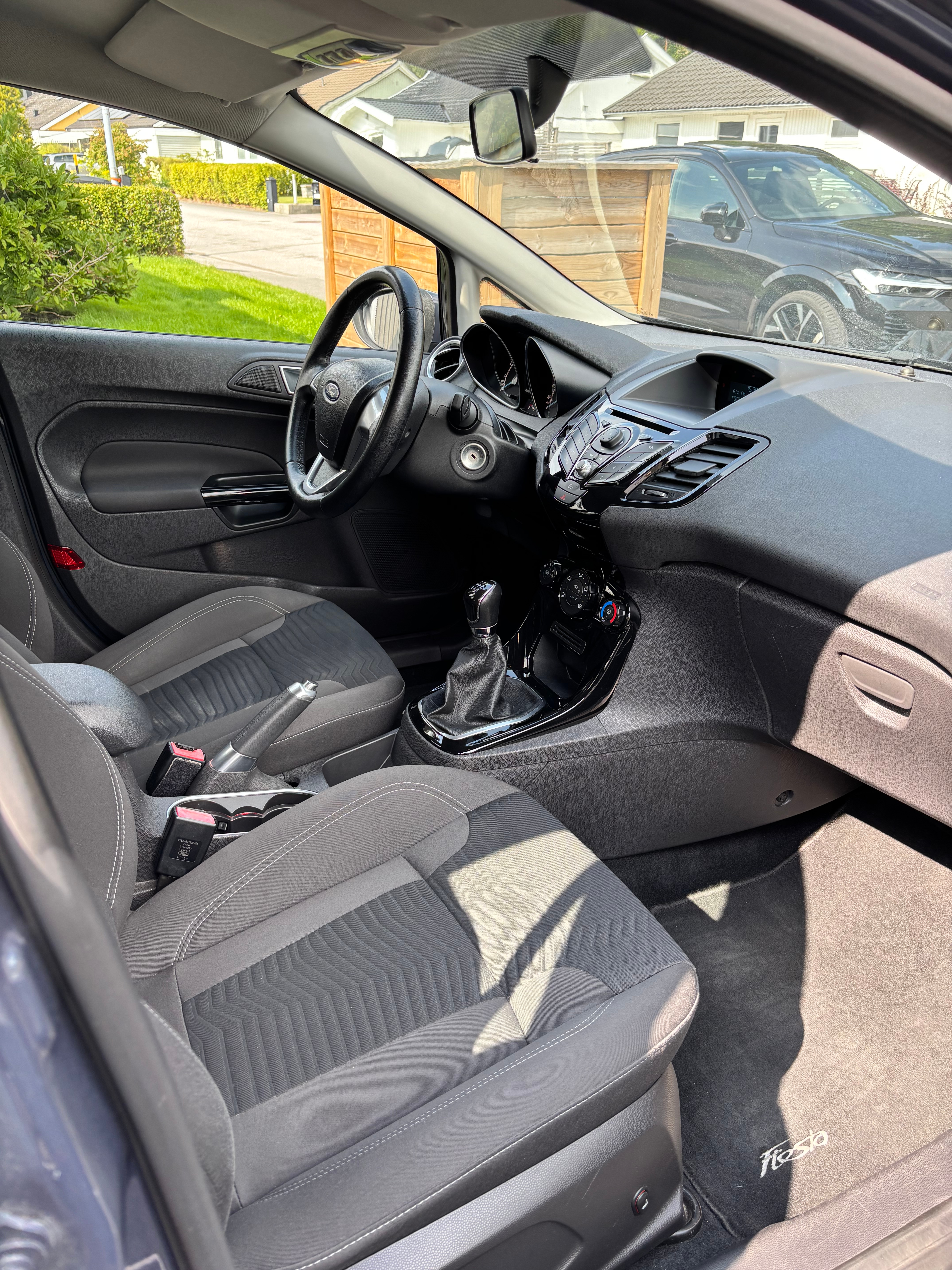 Ford Fiesta 1.25 2013, bild 9/10