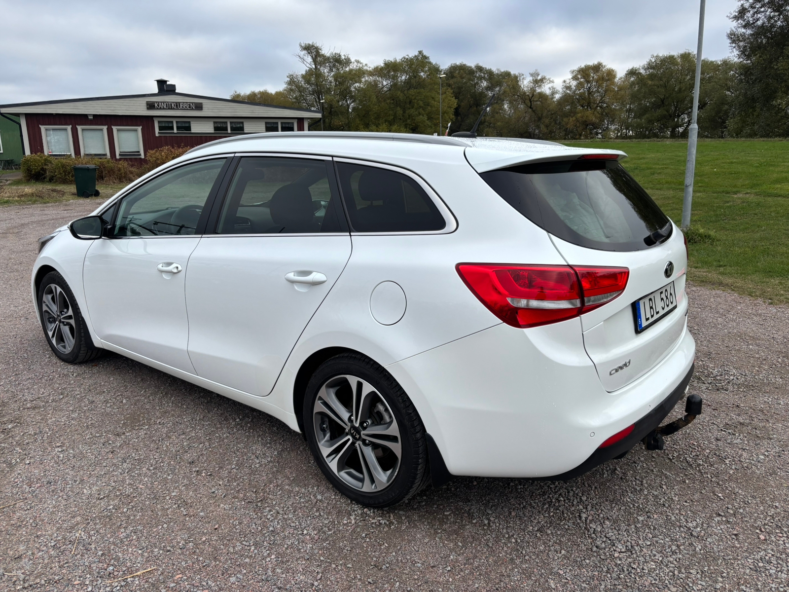 Kia Ceed 1.6 CRDi 136 GT Line 2016, bild 2/10