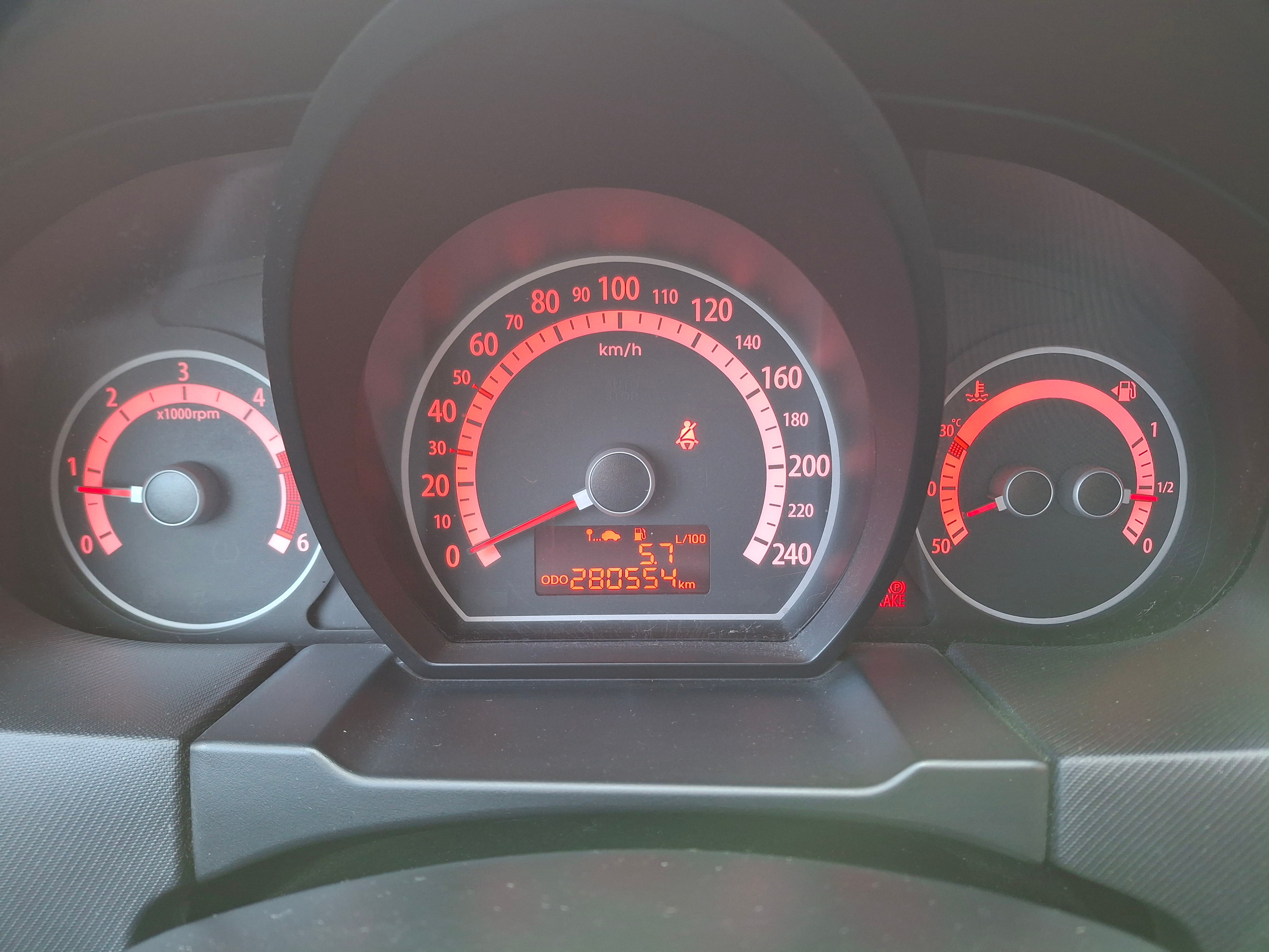 Kia Ceed 1.6 CRDi 115 2010, bild 6/8