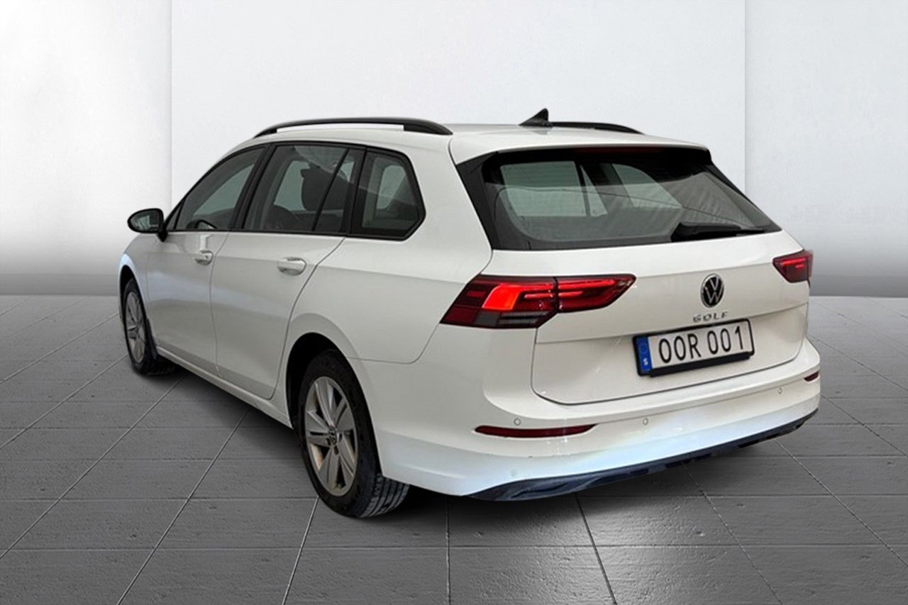 Volkswagen Golf 2.0 TDI SCR 2023, bild 6/10