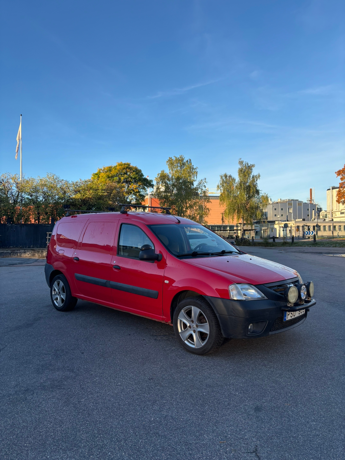 Dacia Logan 2012, kuva 2/7
