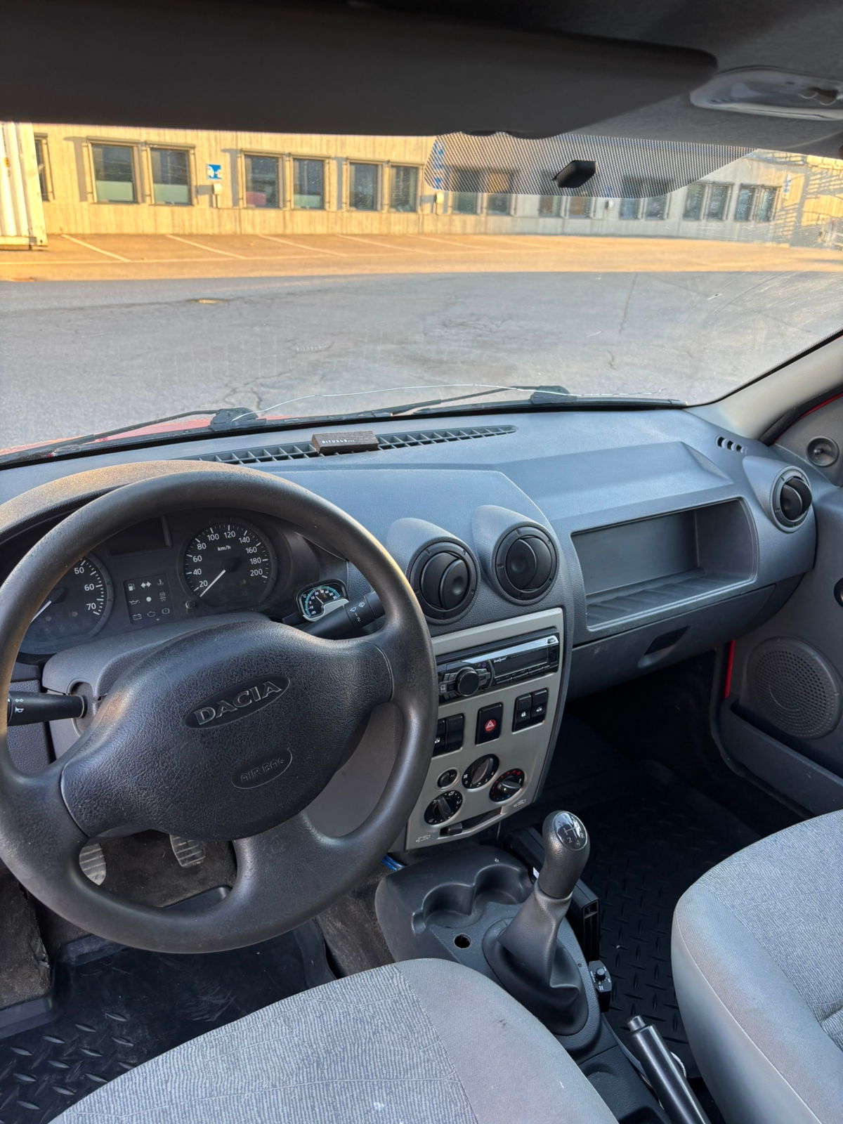 Dacia Logan 2012, kuva 7/7