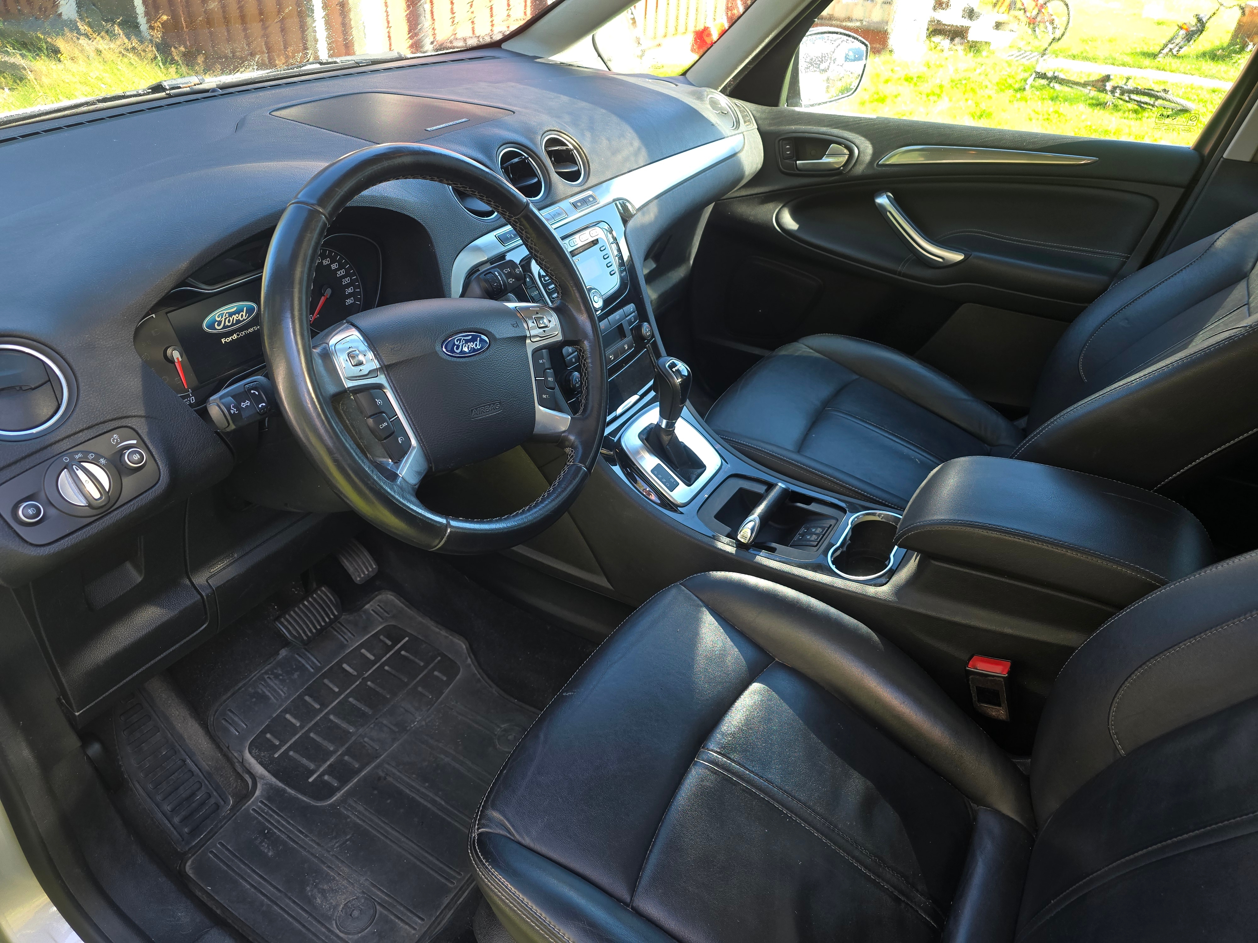 Ford Galaxy 2.0 TDCi 2014, photo 5/8