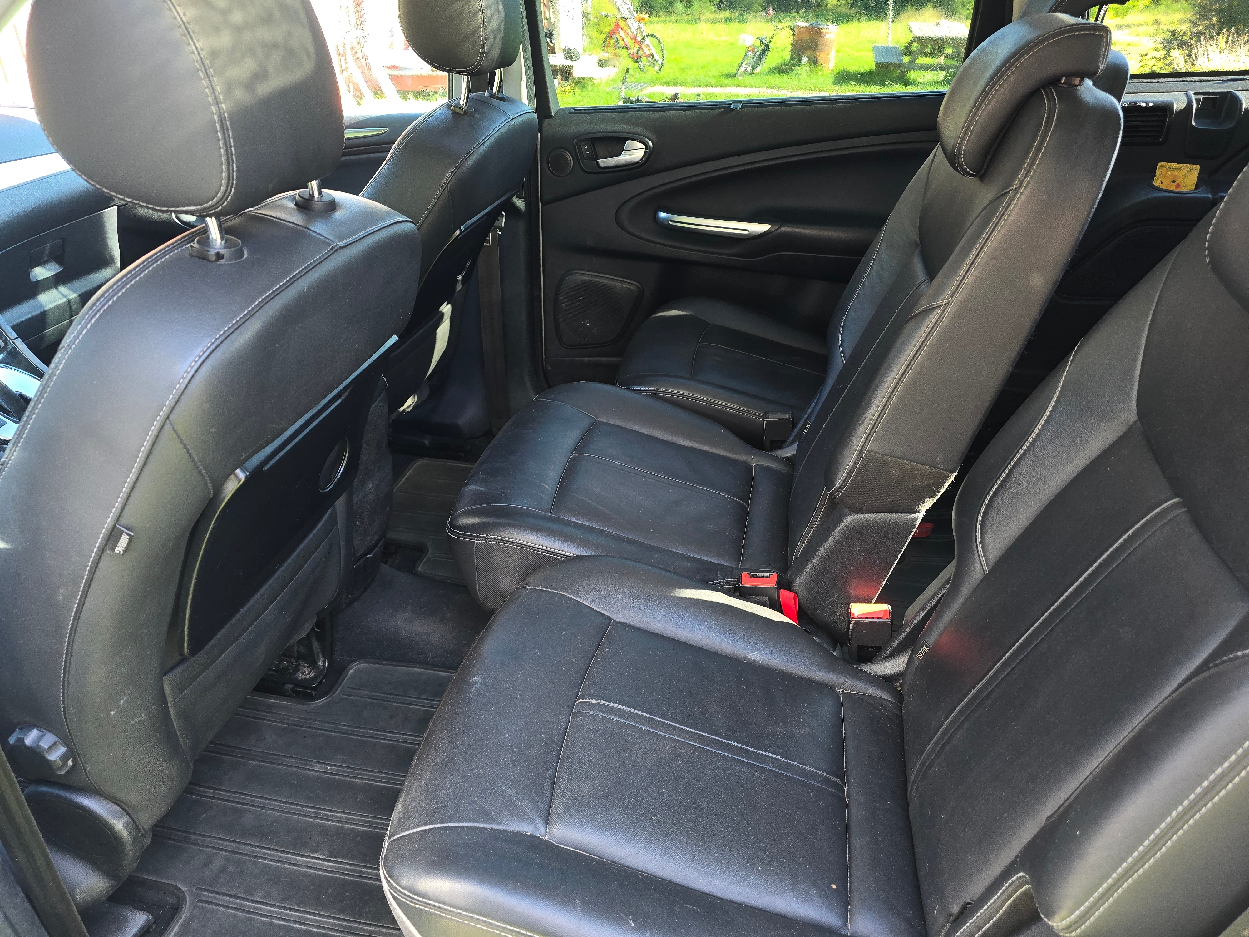 Ford Galaxy 2.0 TDCi 2014, photo 6/8