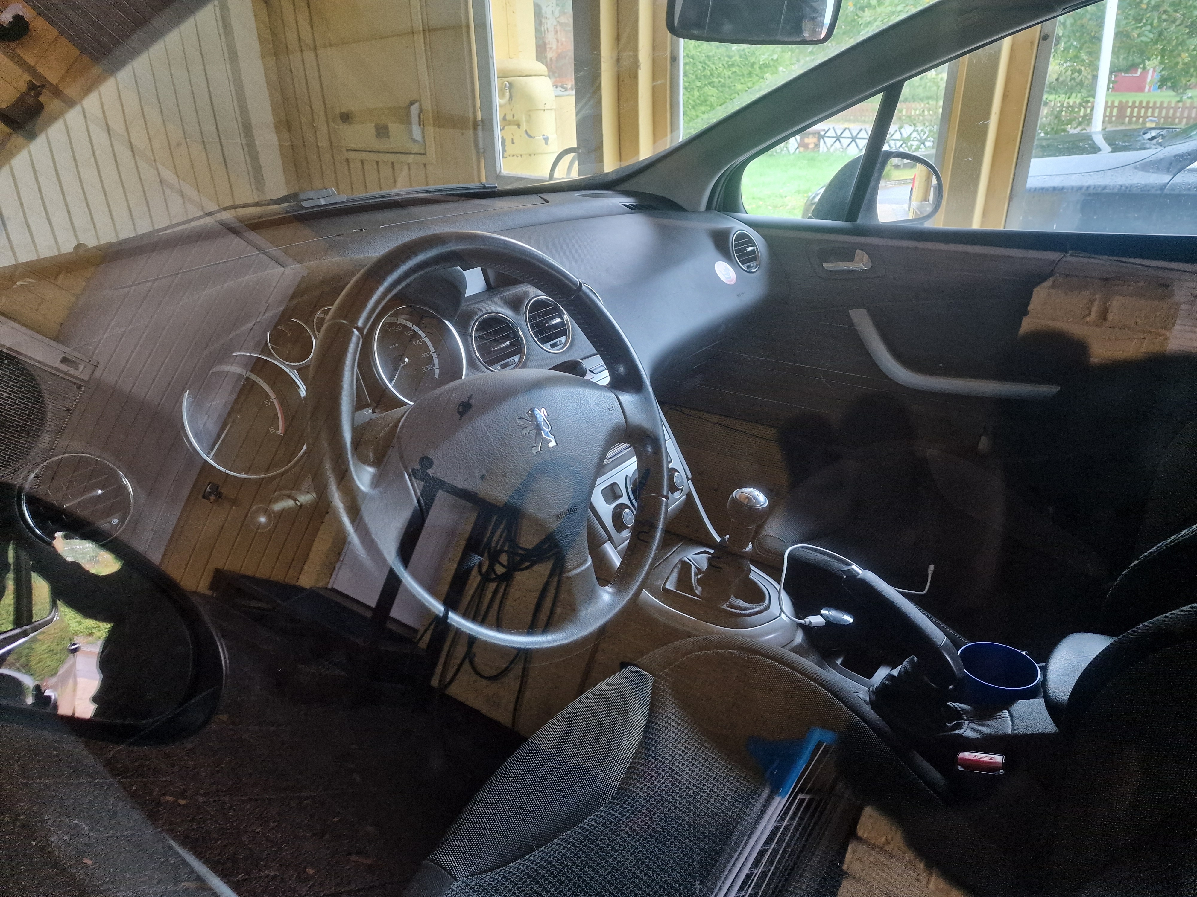 Peugeot 308 HDi FAP 110 2010, bild 4/6