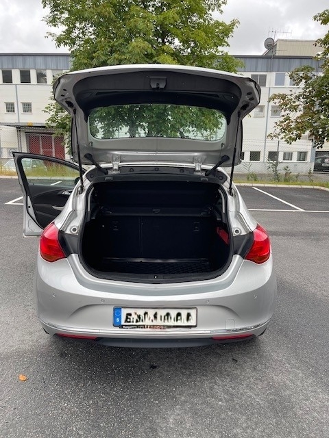 Opel Astra 1.6 2014, bild 2/3