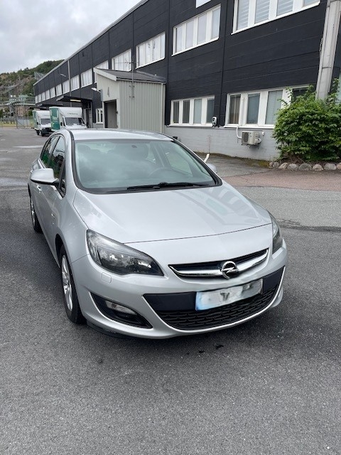 Opel Astra 1.6 2014, bild 3/3