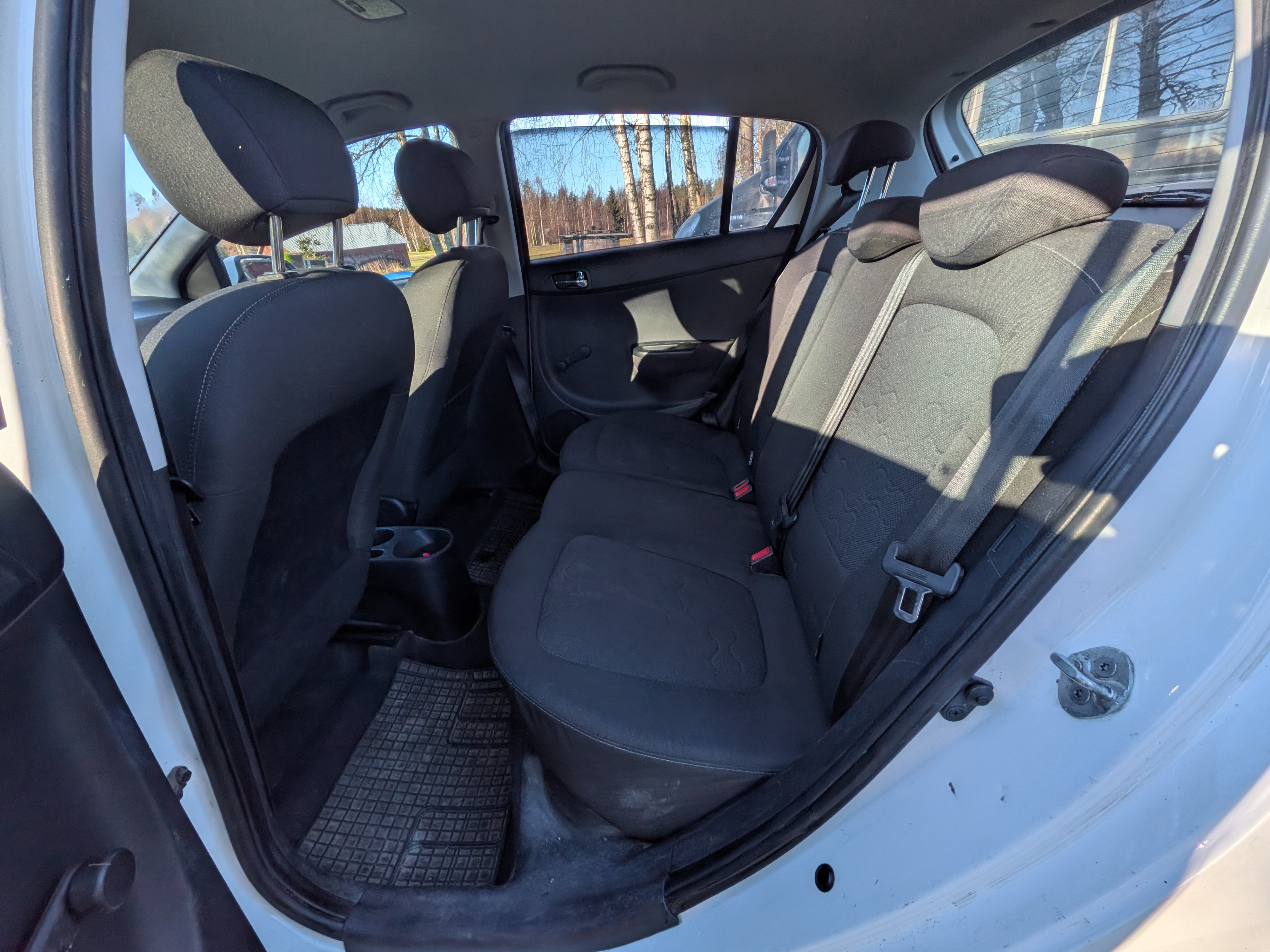 Hyundai i20 1.4 CRDi 2011, bild 4/7