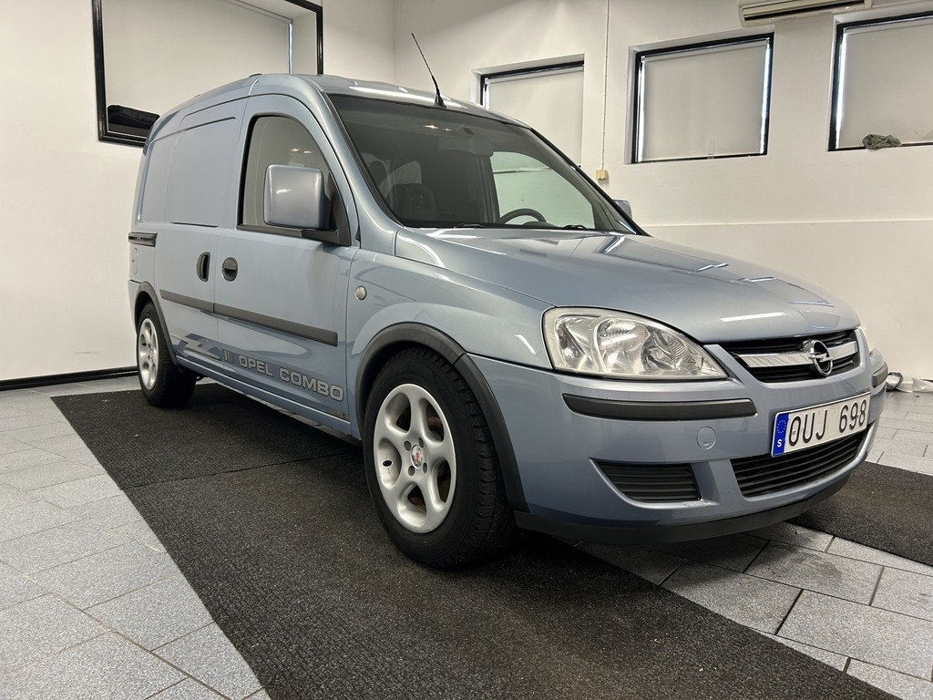 Opel Combo 1.3 CDTI 2009, photo 3/10