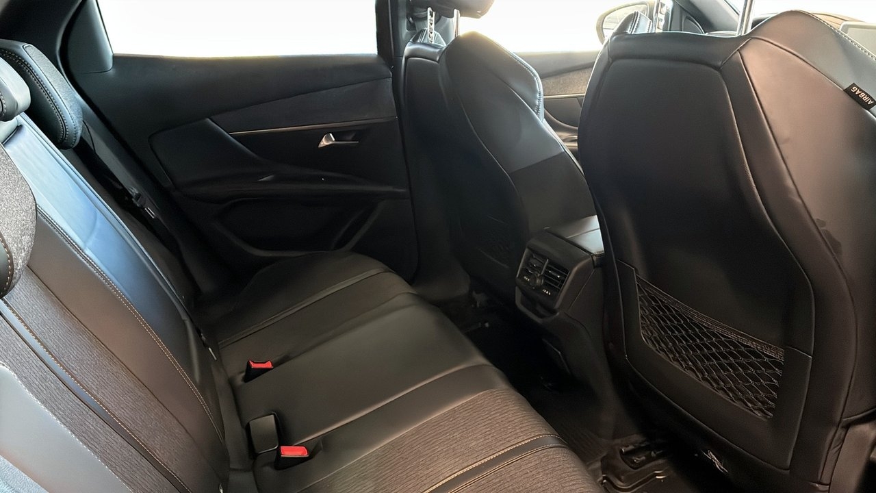 Peugeot 3008 2.0 BlueHDi 180 GT Line 2018, bild 5/9