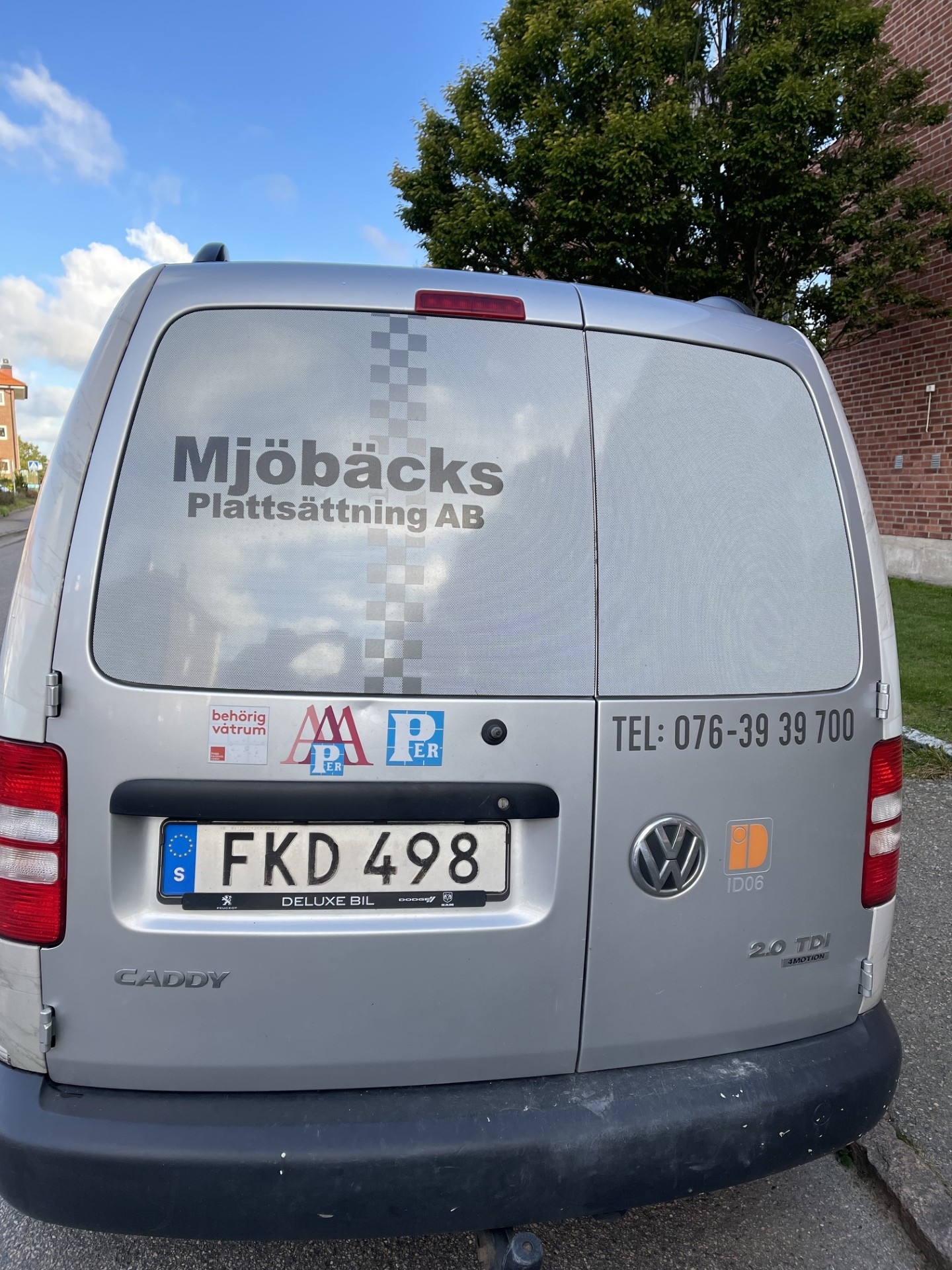 Volkswagen Caddy 2.0 TDI 2014, bild 2/2