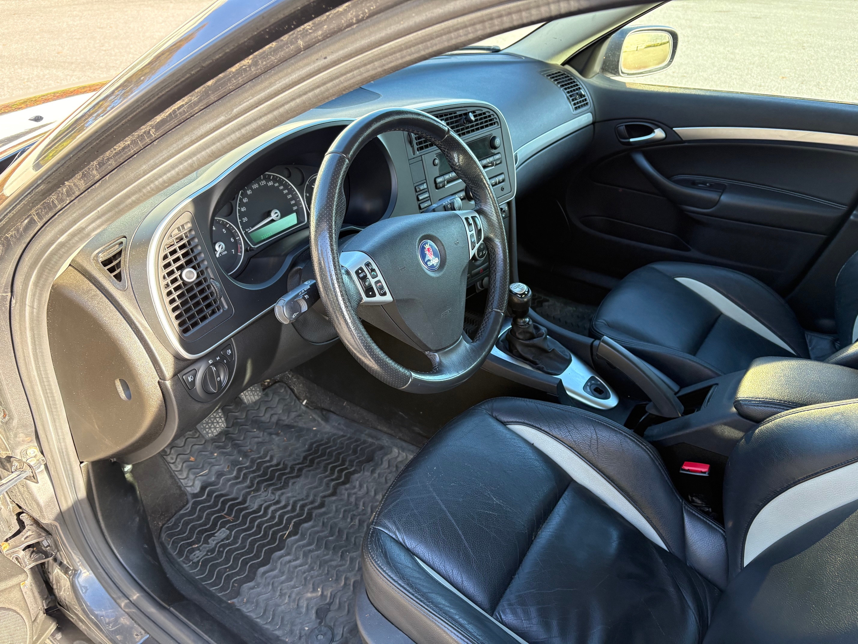 Saab 9-3 2.0 Turbo 2009, bild 7/10