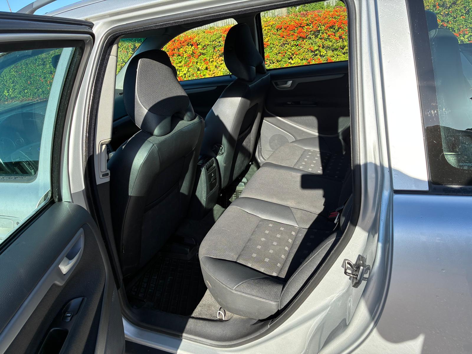 Volvo V70 2.4 2007, kuva 6/10