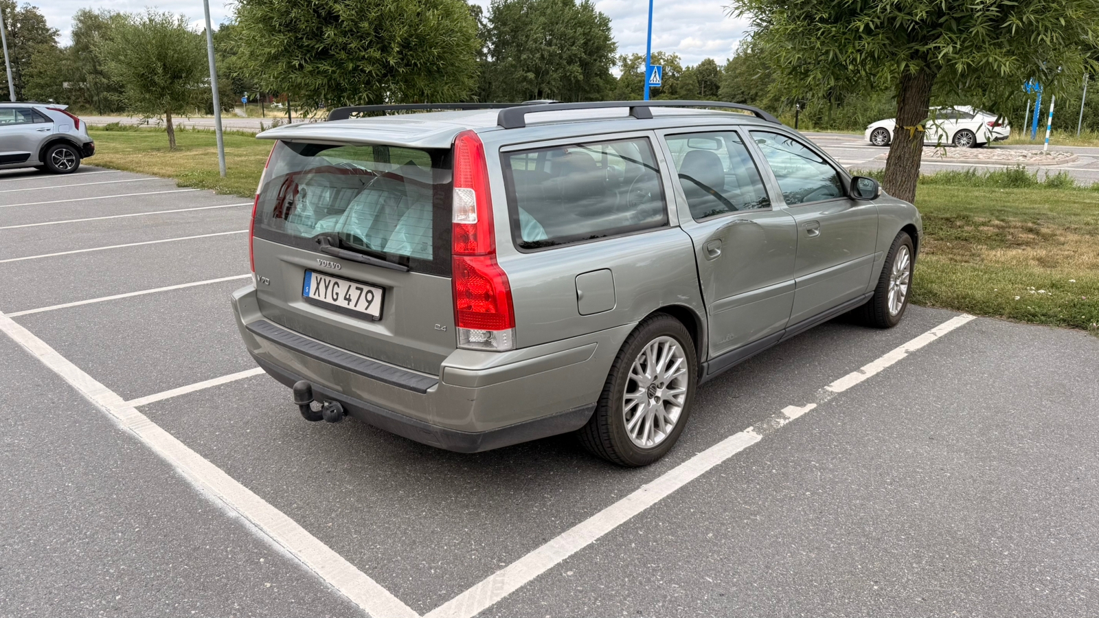 Volvo V70 2.4 2007, kuva 4/6