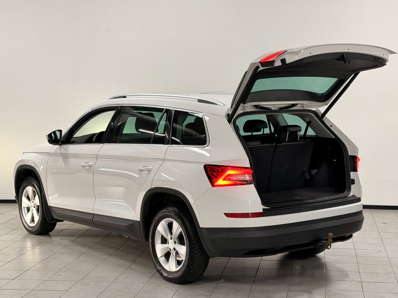 Skoda Kodiaq 2.0 TDI SCR 2019, bild 6/10