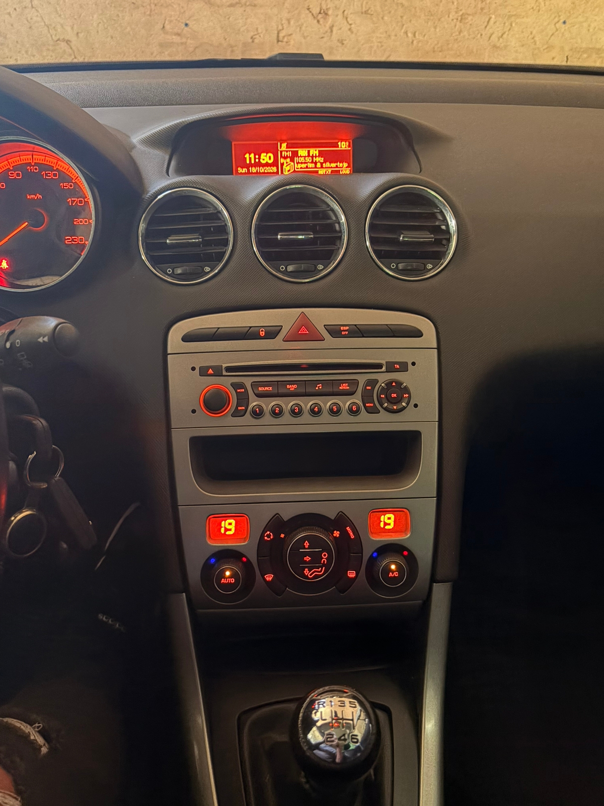 Peugeot 308 e-HDi FAP 110 2012, bild 7/7