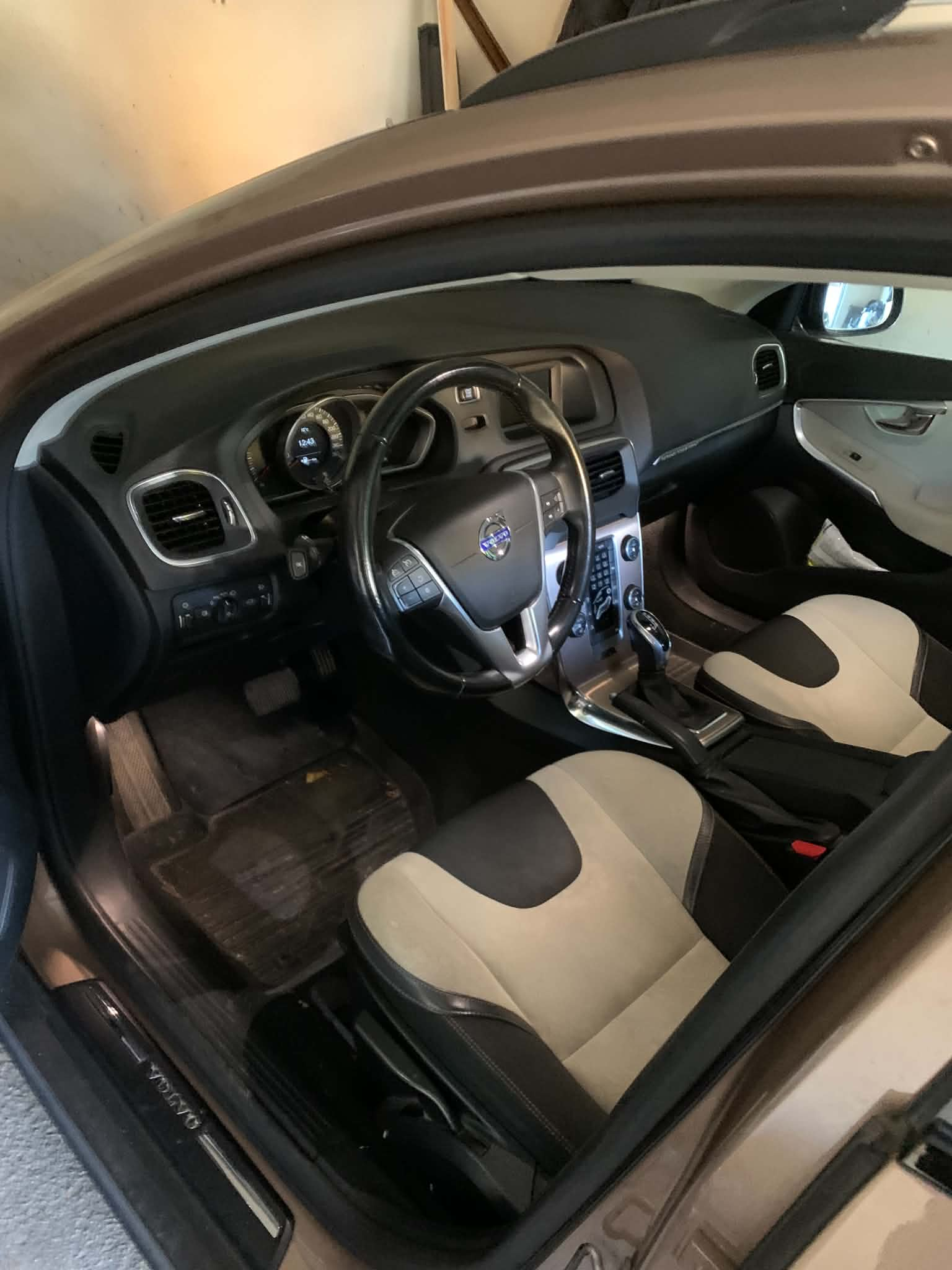 Volvo V40 Cross Country 2015, bild 6/10