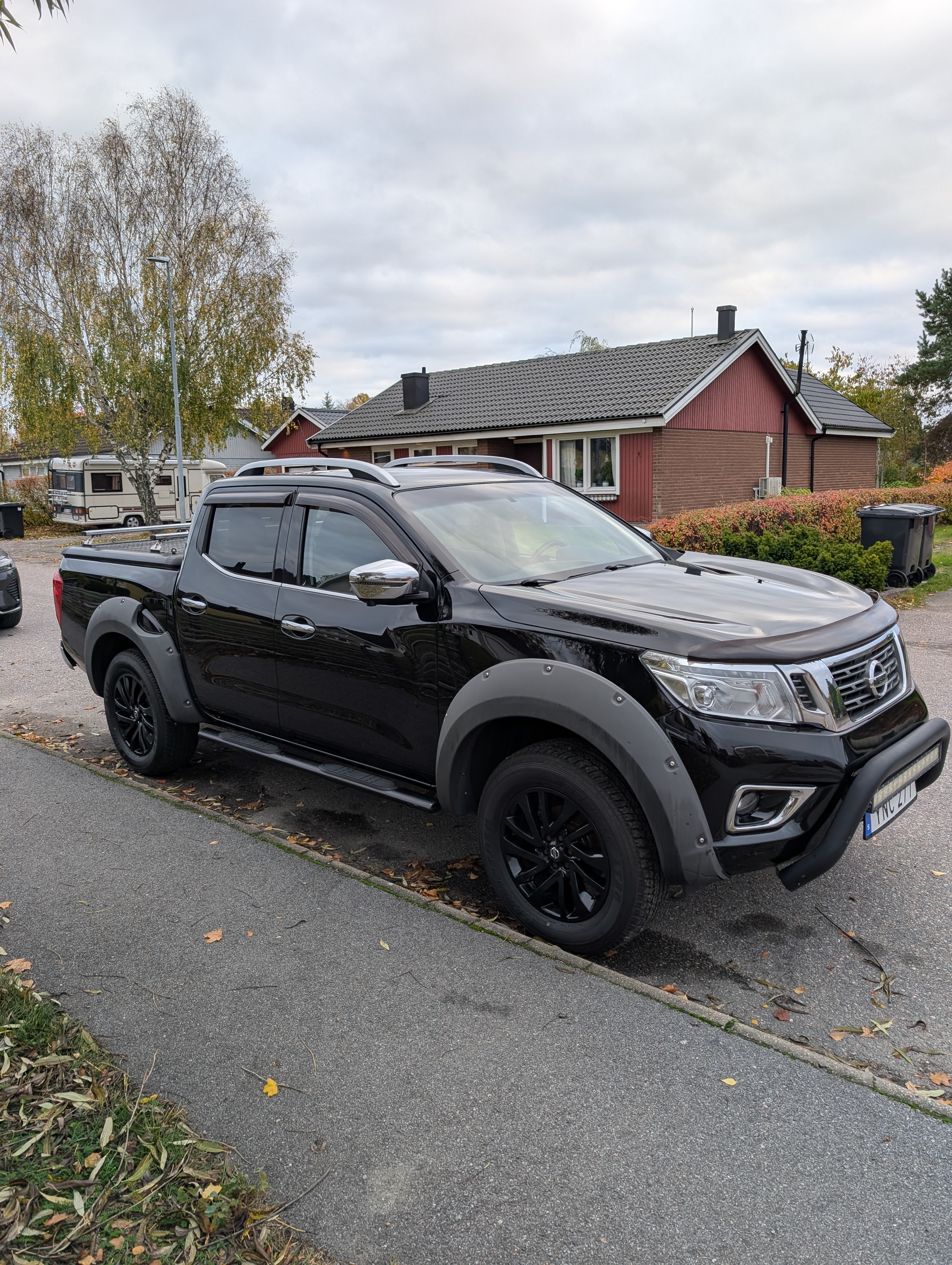 Nissan Navara 2.3 dCi 2017, photo 2/8