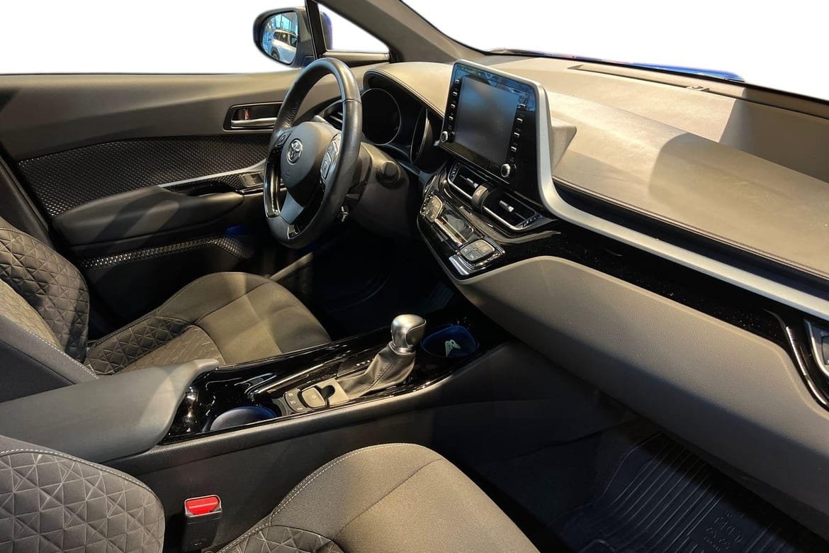 Toyota C-HR 1.8 Hybrid 2022, bild 6/10