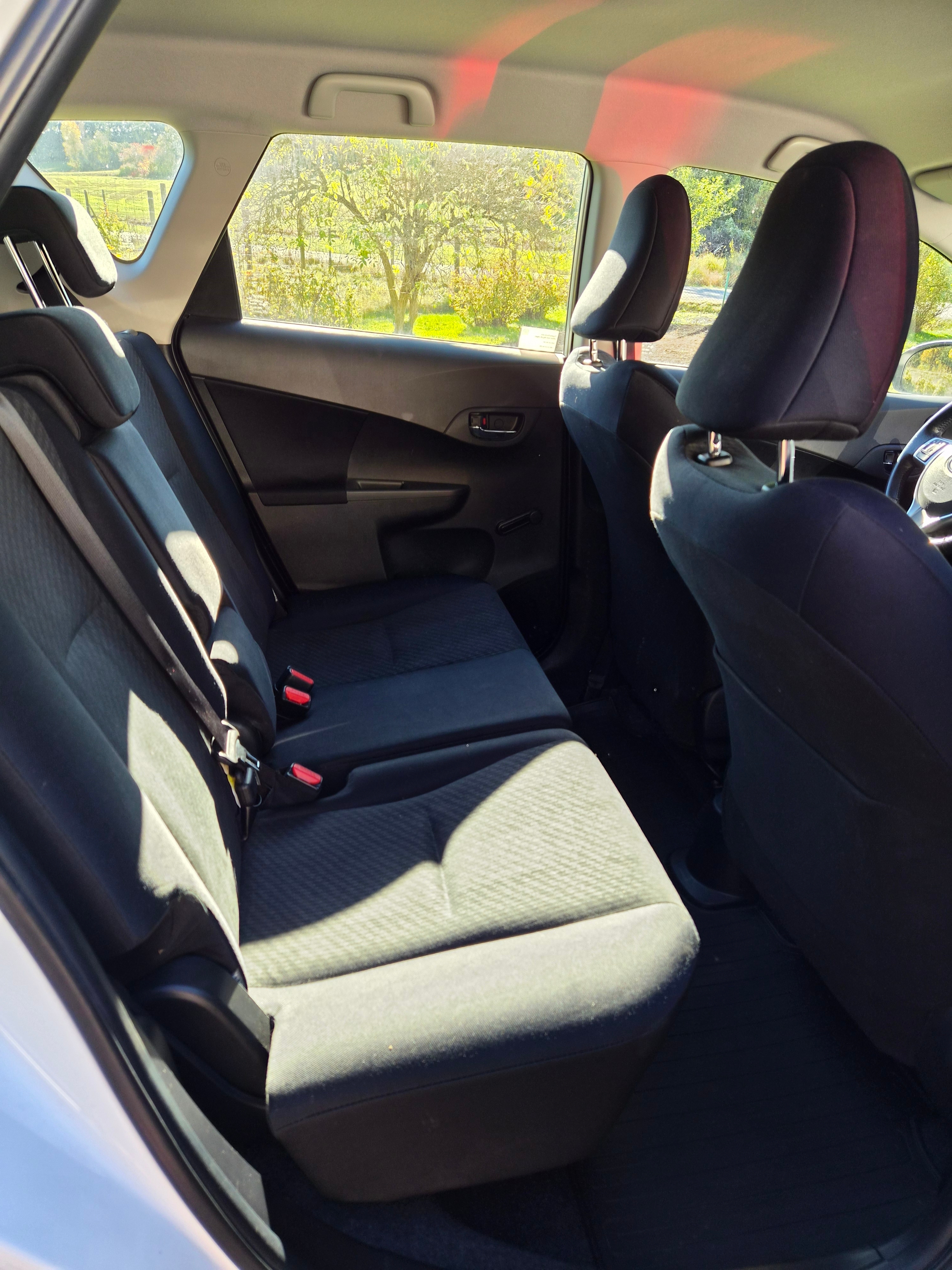 Toyota Verso-S 1.33 2012, kuva 5/5