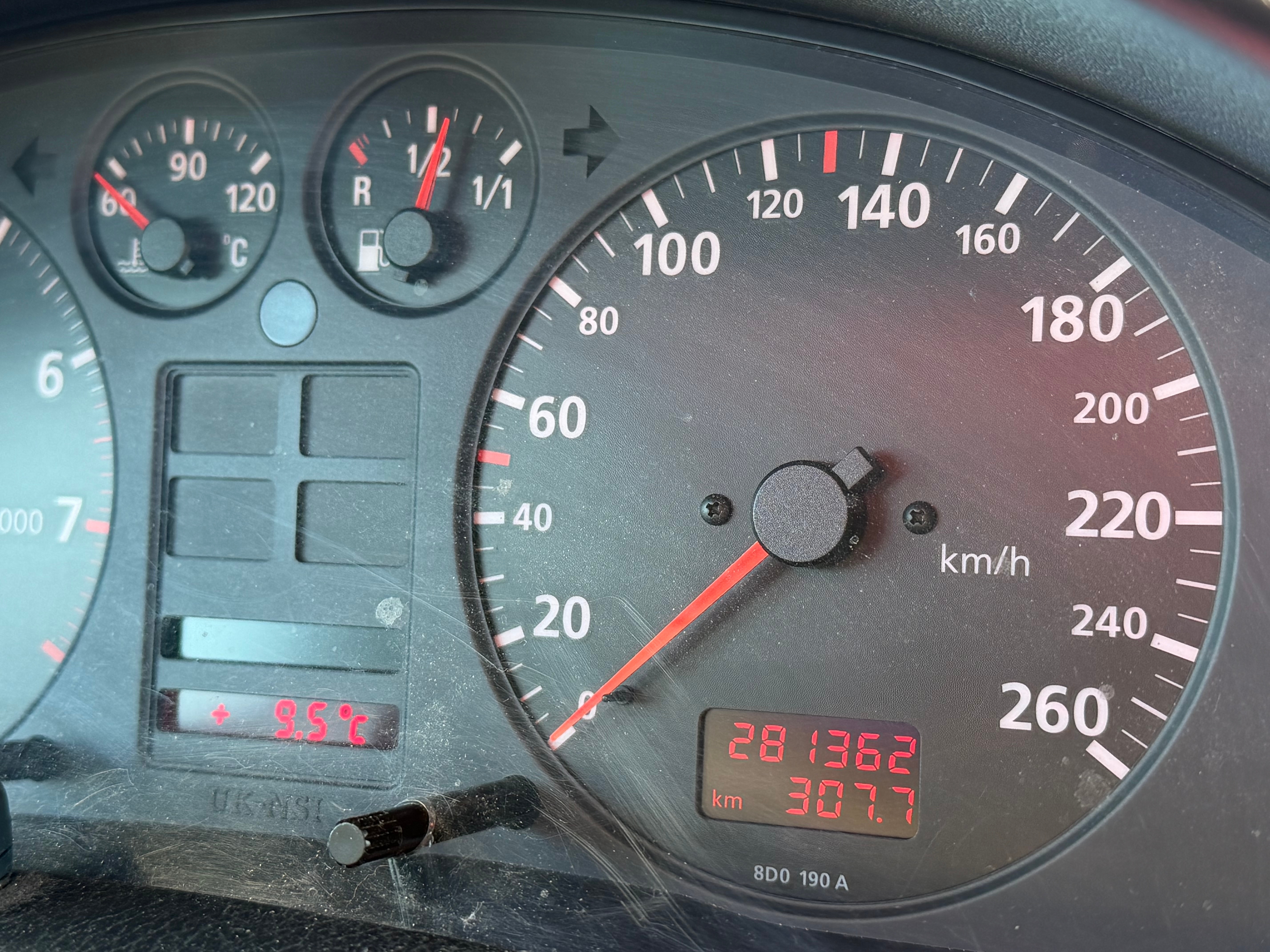 Audi A4 1.8 1997, bild 3/3