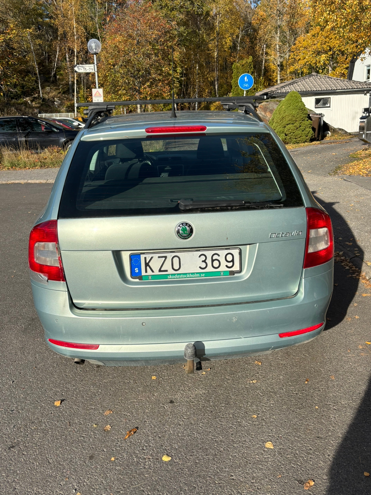Skoda Octavia 1.6 MPI 2011, bild 2/5